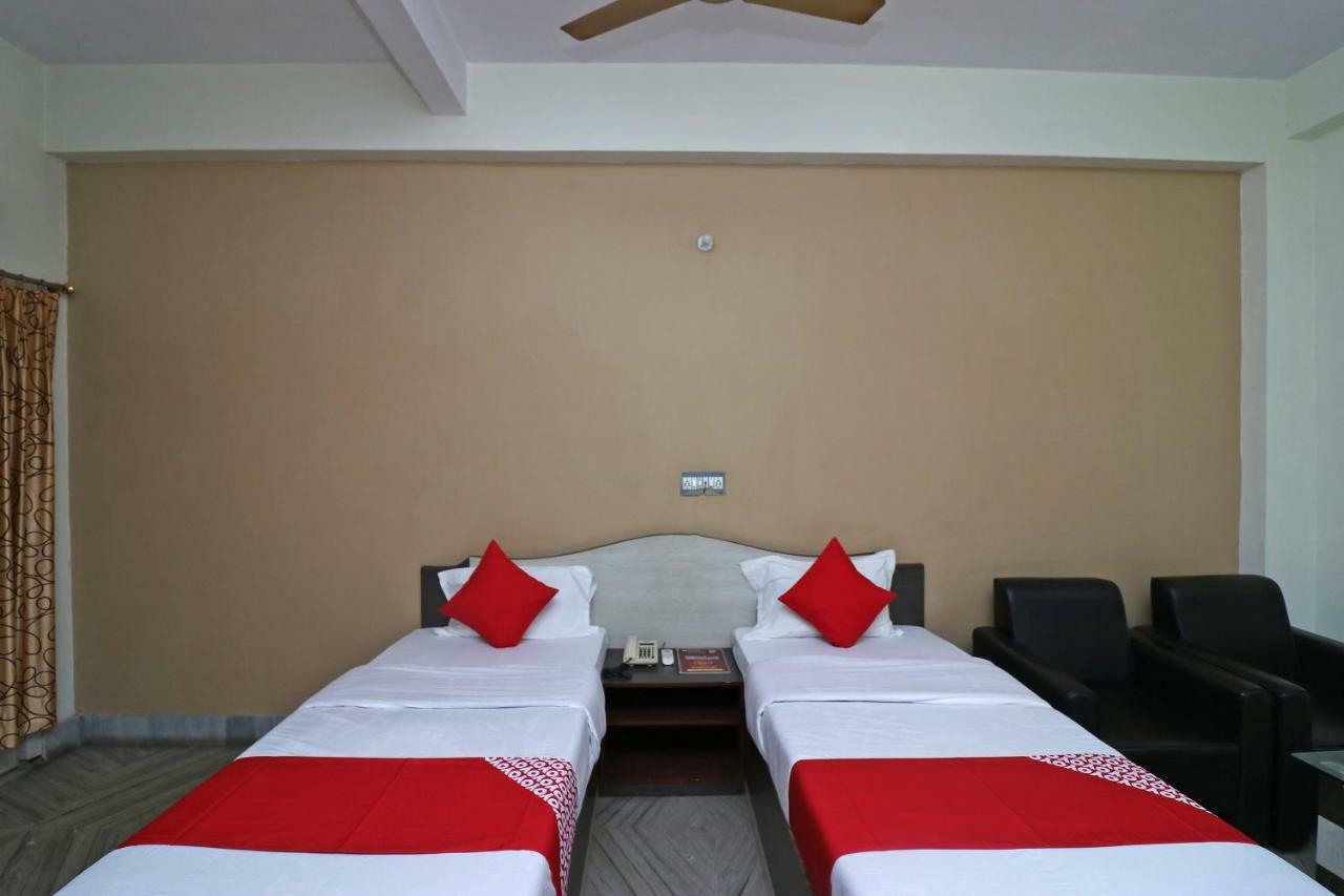 Bānkura Oyo 37989 Hotel Debarshi מראה חיצוני תמונה
